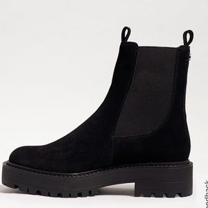 New Sam Edelman Laguna Chelsea boots